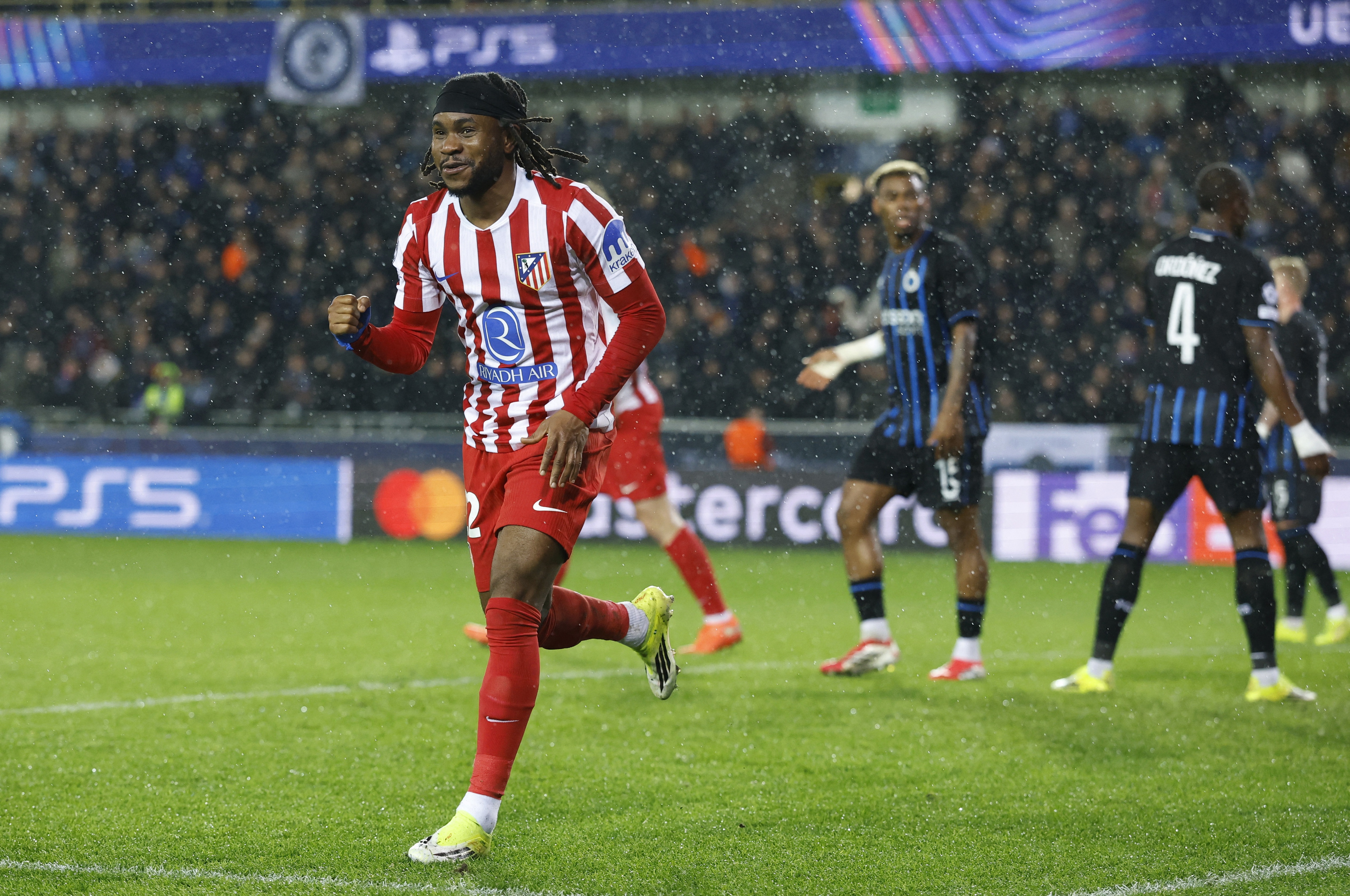 500网彩票网-法尔克：拜仁去年夏窗曾与卢克曼达成一致，但亚特兰大拒绝放人